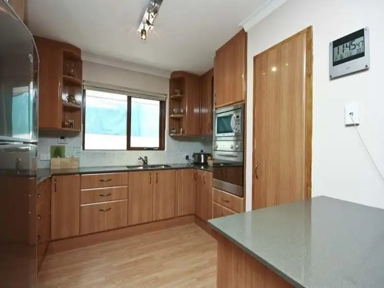 Sixth view of Homely house listing, 19 Shillington Way, Thornlie WA 6108
