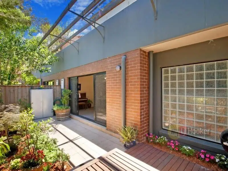 Main view of Homely unit listing, 6/225-227 Denison Road, Dulwich Hill NSW 2203