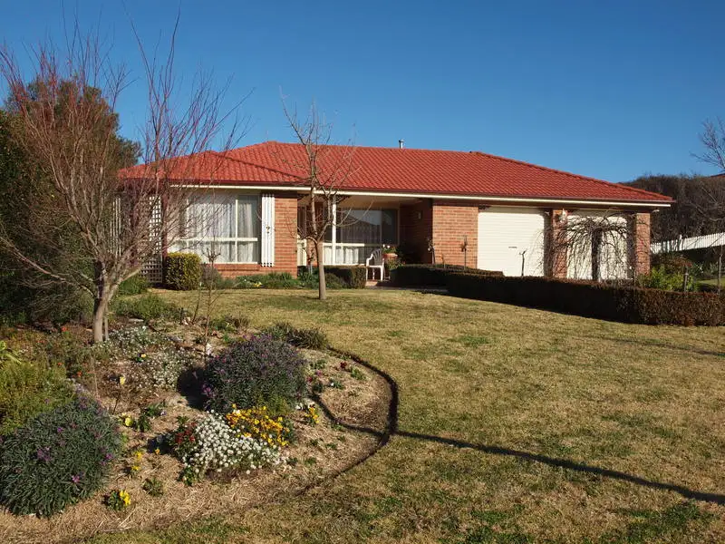 Main view of Homely house listing, 19 Lamarra Place, Goulburn NSW 2580