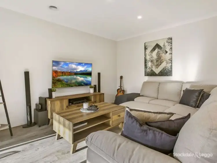 Fifth view of Homely house listing, 9 TIMBLE WAY, Clyde North VIC 3978