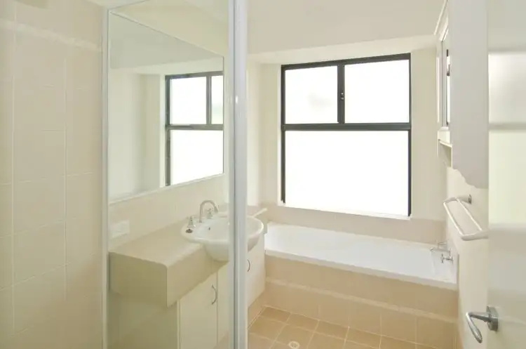 Fifth view of Homely unit listing, 2/3 Curno Place, West Busselton WA 6280