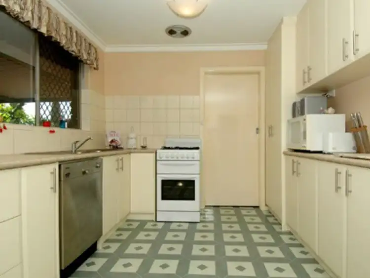 Seventh view of Homely house listing, 19 Penhurst Court, Thornlie WA 6108