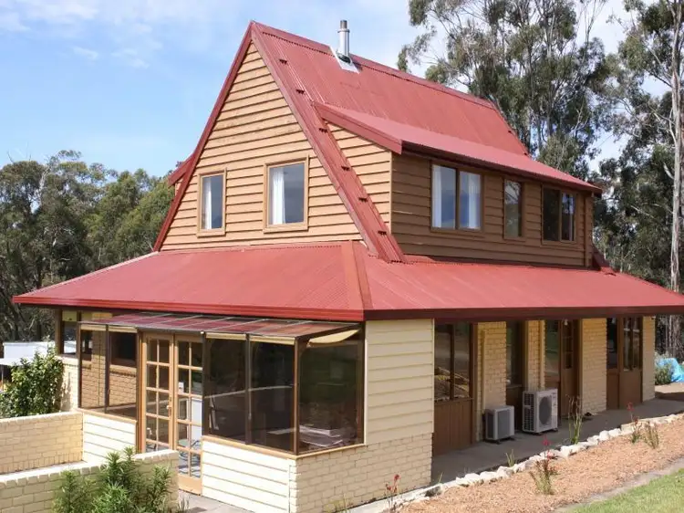 711 Leslie Road, Leslie Vale TAS 7054