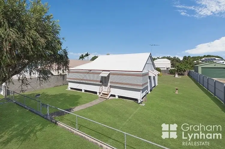 13 Carmody Street, Hermit Park QLD 4812