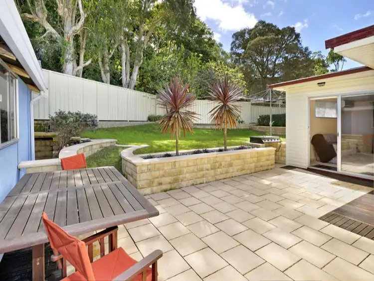 Sixth view of Homely house listing, 2 Bach Place, Engadine NSW 2233