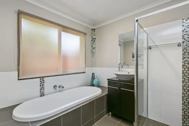 Sixth view of Homely house listing, 10 HOOP PINE COURT, Cranbourne North VIC 3977