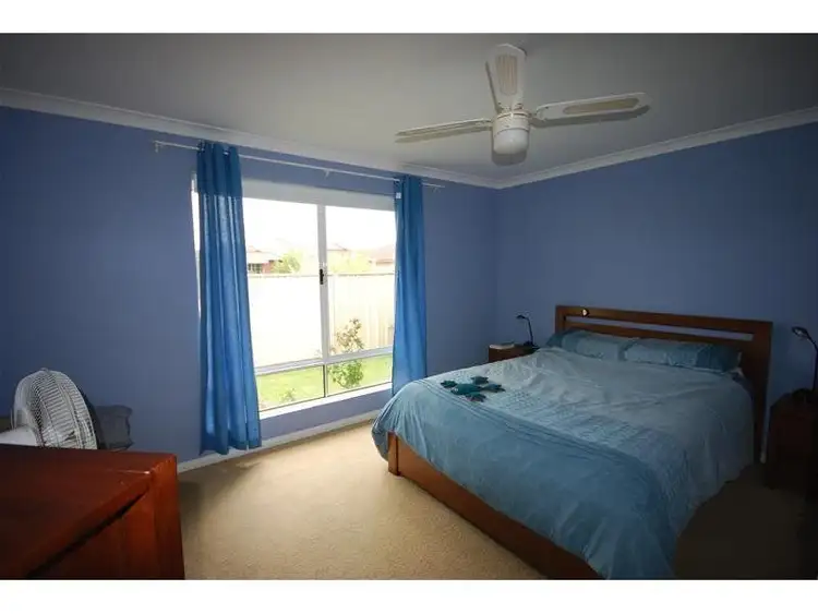 Seventh view of Homely house listing, 2 Karri Court, Broadwater WA 6280