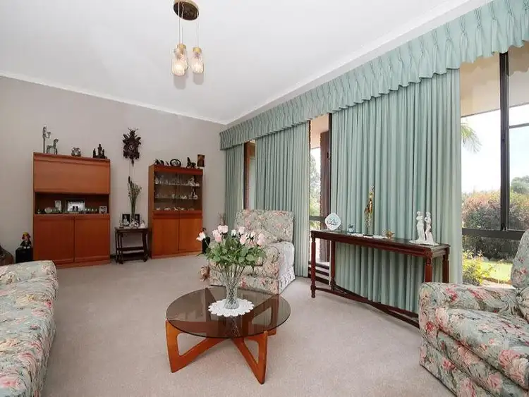 Seventh view of Homely house listing, 10 Dodonaea Court, Duncraig WA 6023