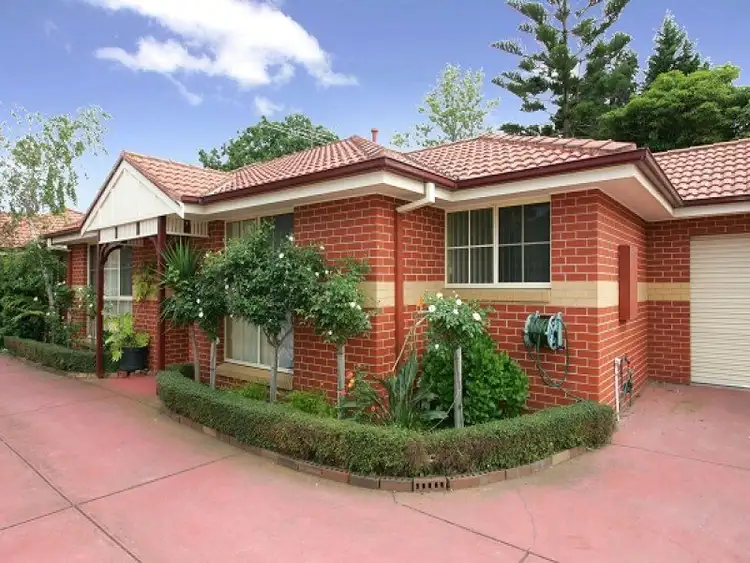 2/15 ROSE STREET, Altona VIC 3018
