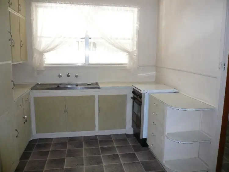 Third view of Homely house listing, 2 Rodda Place, Horsham VIC 3400