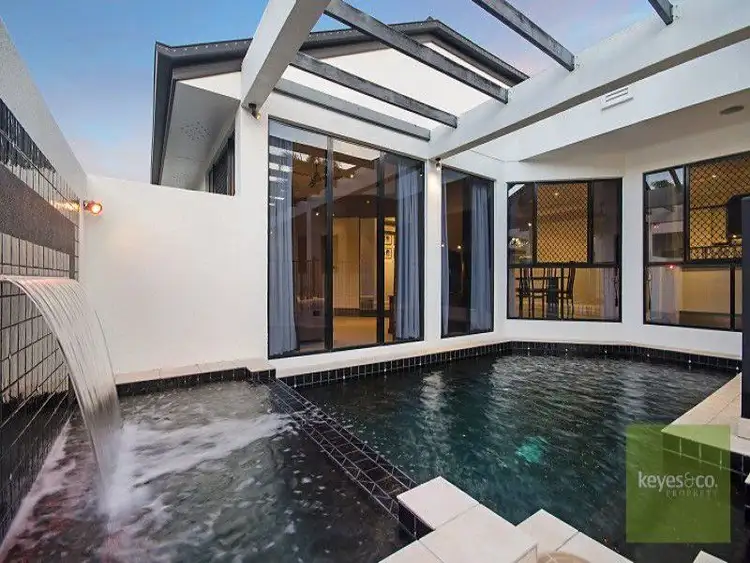 2 Harrington Court, Douglas QLD 4814