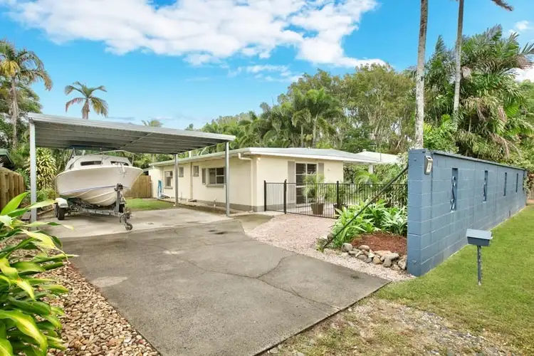 13 Carolyn Close, Yorkeys Knob QLD 4878