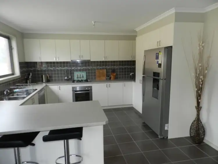 Second view of Homely house listing, 5 FURNARI CLOSE, Broadford VIC 3658