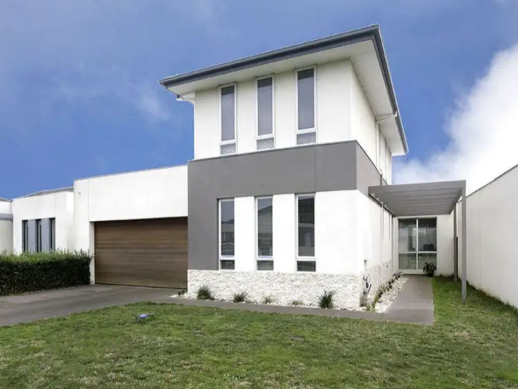 23 Signature Blvd, Sanctuary Lakes VIC 3030