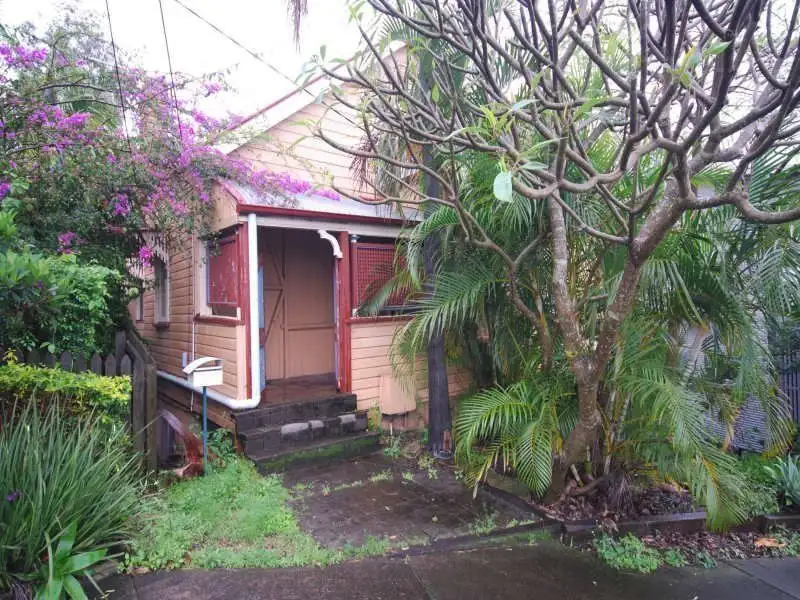Main view of Homely house listing, 27 Upper Cairns Tce, Red Hill QLD 4059