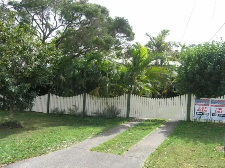 25 SAUL STREET, Brighton QLD 4017