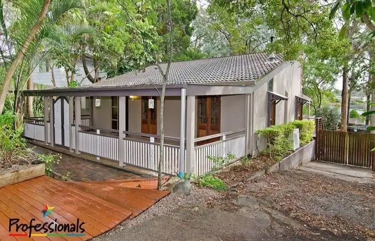 10 Irruka Crescent, Ferny Hills QLD 4055