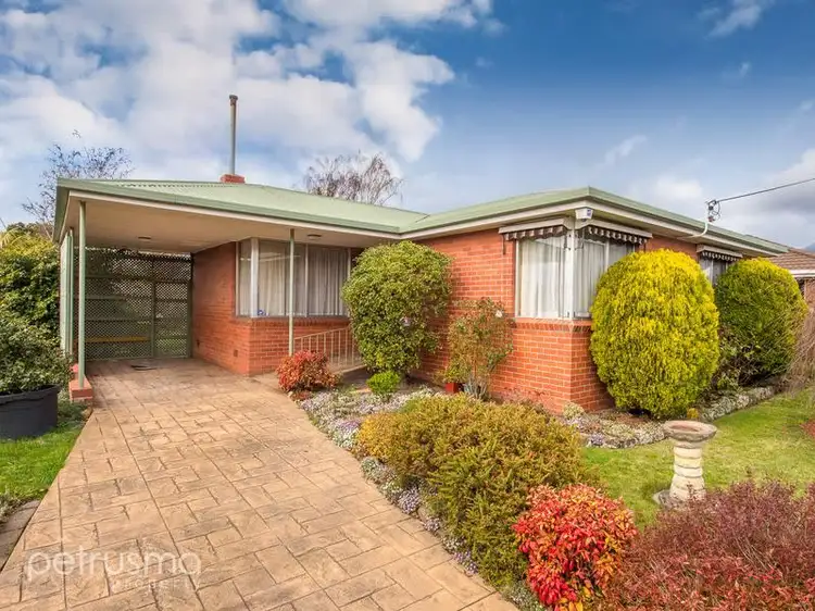 1 Nambour Place, Montrose TAS 7010