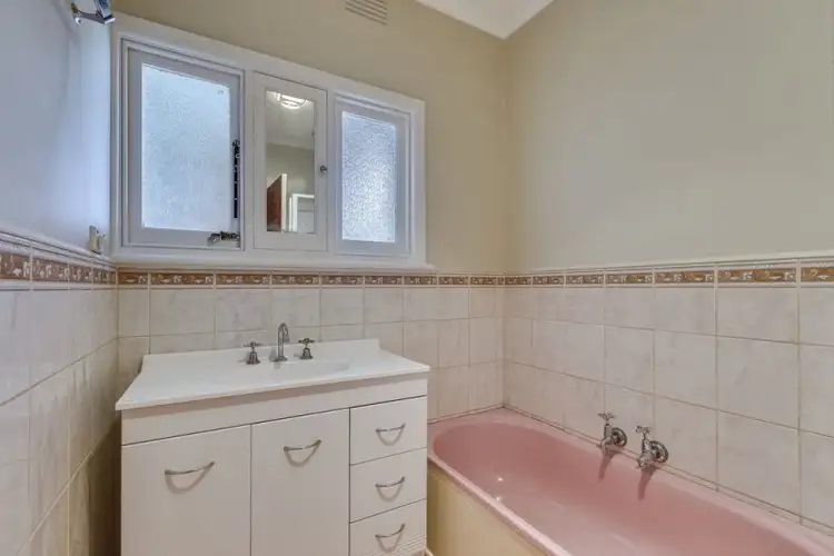 Sixth view of Homely house listing, 10 Meron Court, Greensborough VIC 3088