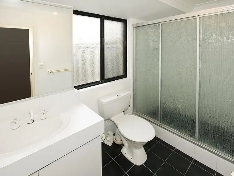 Fourth view of Homely house listing, 17 Hollyoak Place, Thornlie WA 6108
