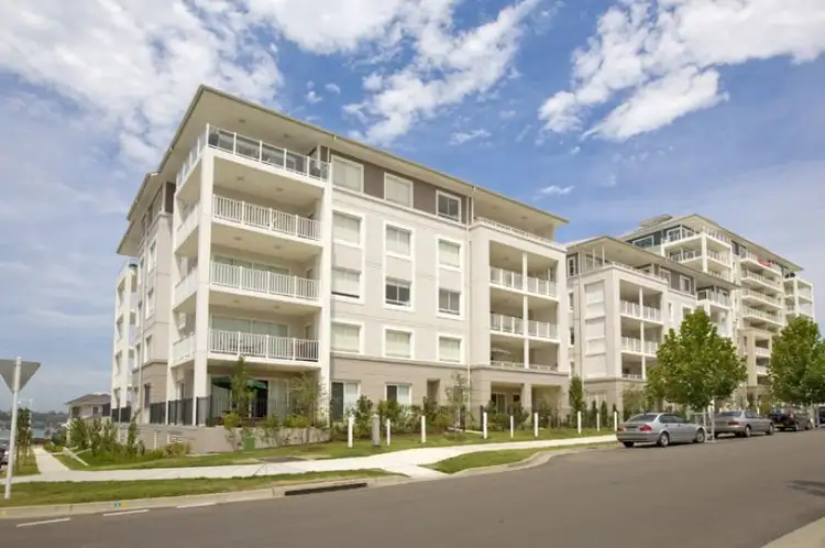 Fourth view of Homely apartment listing, 32/1 Juniper Drive, Breakfast Point NSW 2137