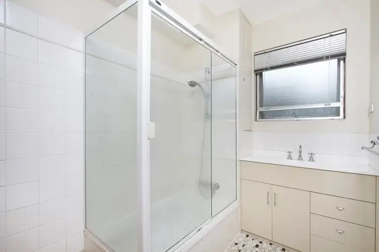 Third view of Homely unit listing, 1/209 Juliette Street, Greenslopes QLD 4120