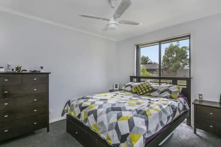 Fourth view of Homely house listing, 33 BERNBOROUGH AVENUE, Cranbourne West VIC 3977