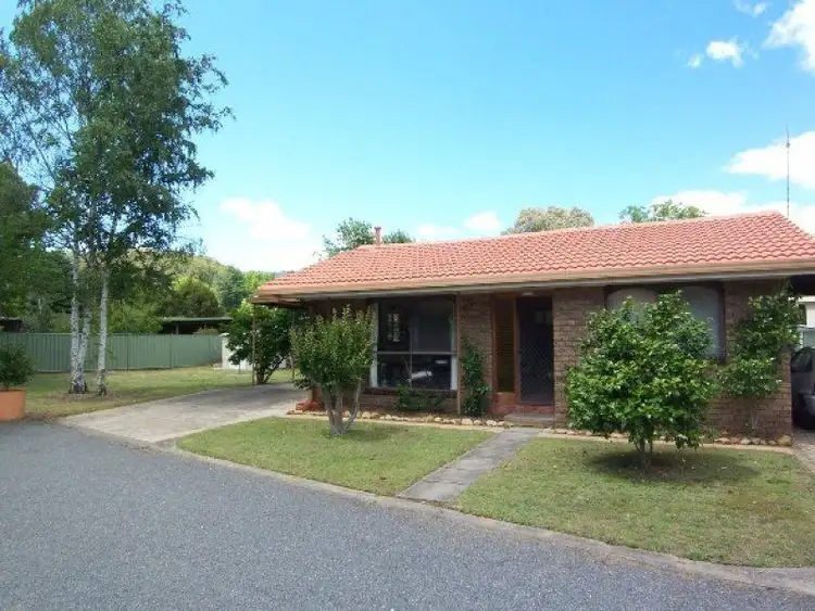 2/32 Hawthorn Lane, Bright VIC 3741