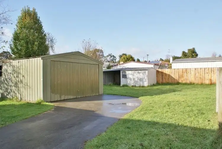 Seventh view of Homely house listing, 95 Service Road South, Moe VIC 3825