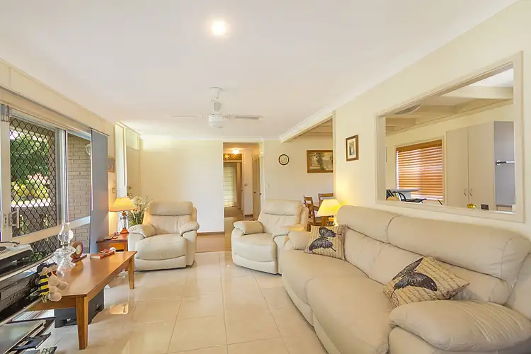 Duplex 1/37 Jacaranda Avenue, Tweed Heads West NSW 2485