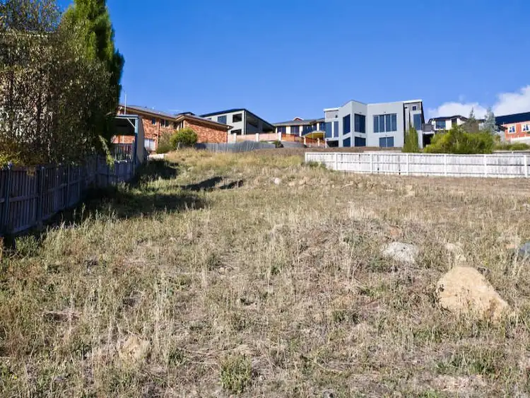 19 Shirley Boulevard, Lenah Valley TAS 7008