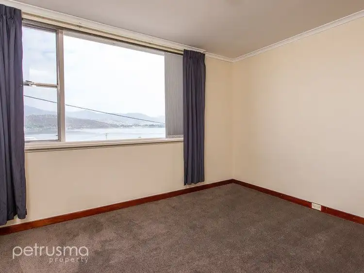 Fifth view of Homely unit listing, 2/5 Chatsworth Street, Rose Bay TAS 7015