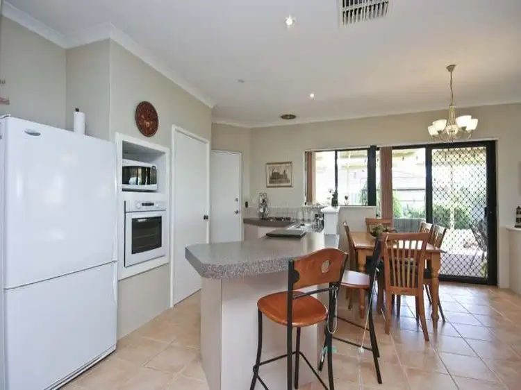 Fifth view of Homely house listing, 29 Ironwood Court, Thornlie WA 6108