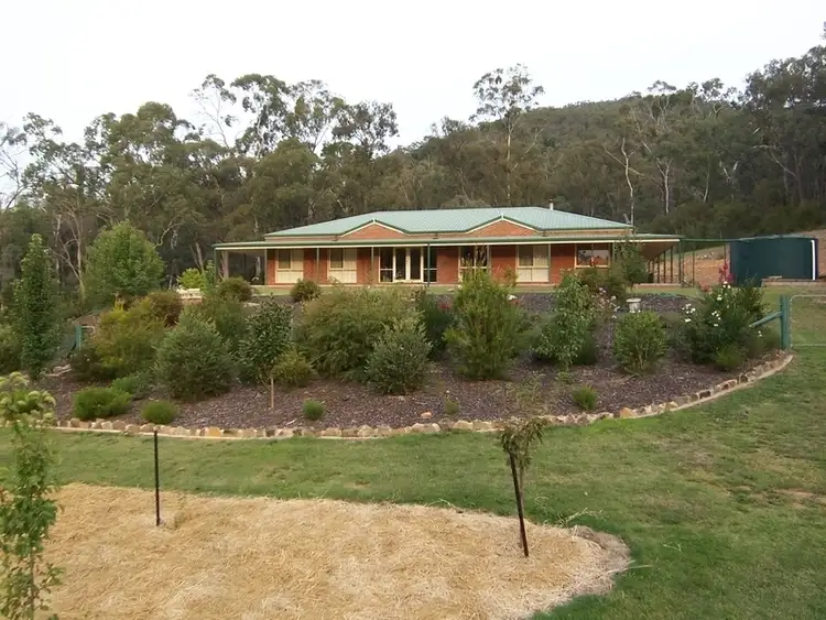 12 Iarias Lane, Bright VIC 3741