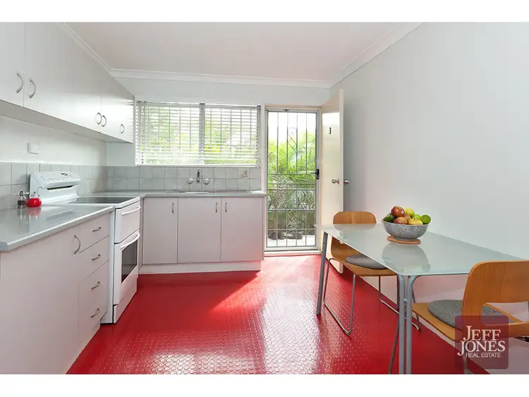 Sixth view of Homely unit listing, 3/96 Victoria Terrace, Greenslopes QLD 4120