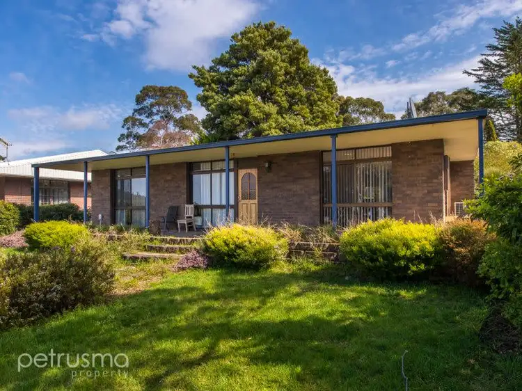 7 Yallaroo Drive, Blackmans Bay TAS 7052