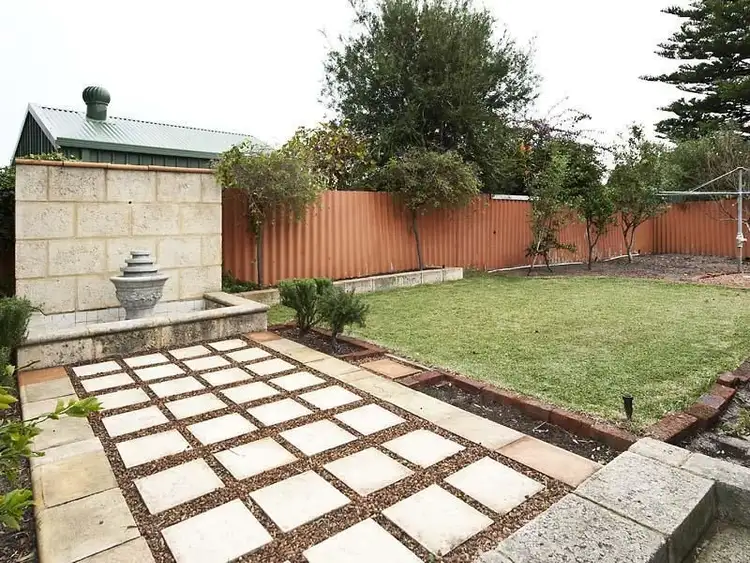 Fifth view of Homely house listing, 5 Wood Place, Thornlie WA 6108