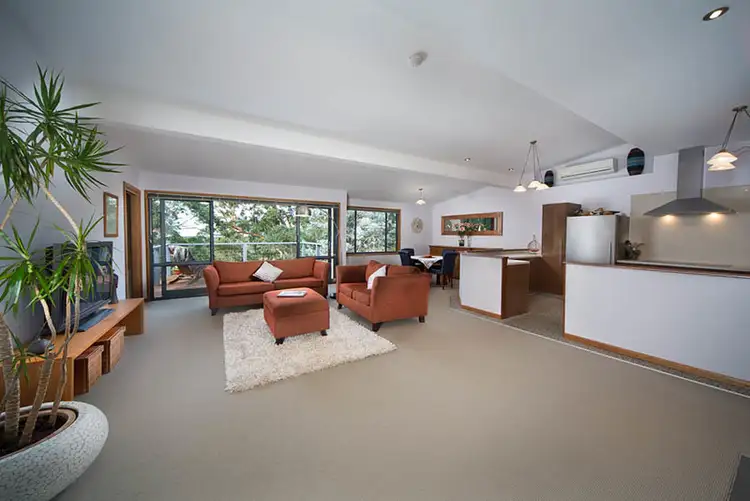 11 Wyoming Avenue, Valley Heights NSW 2777