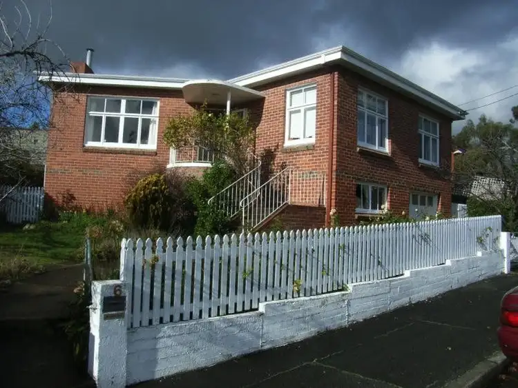 6 Oakley Street, New Town TAS 7008