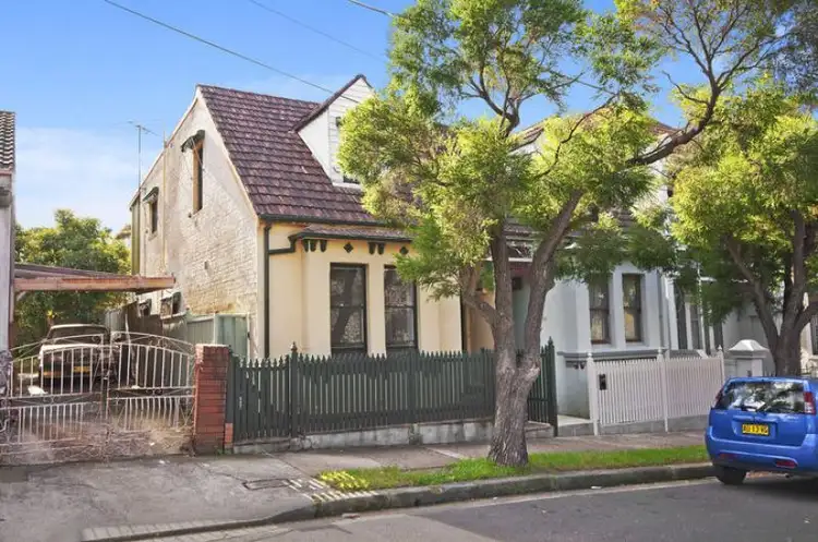 216 Corunna Road, Petersham NSW 2049