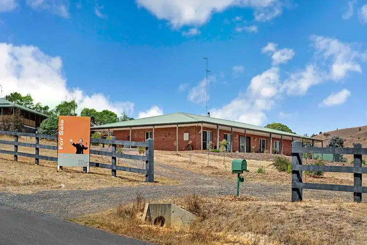 6 BRANIGAN DRIVE, Kilmore VIC 3764