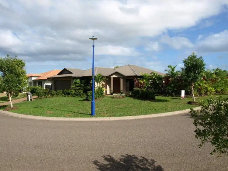 93 Estuary Parade, Douglas QLD 4814
