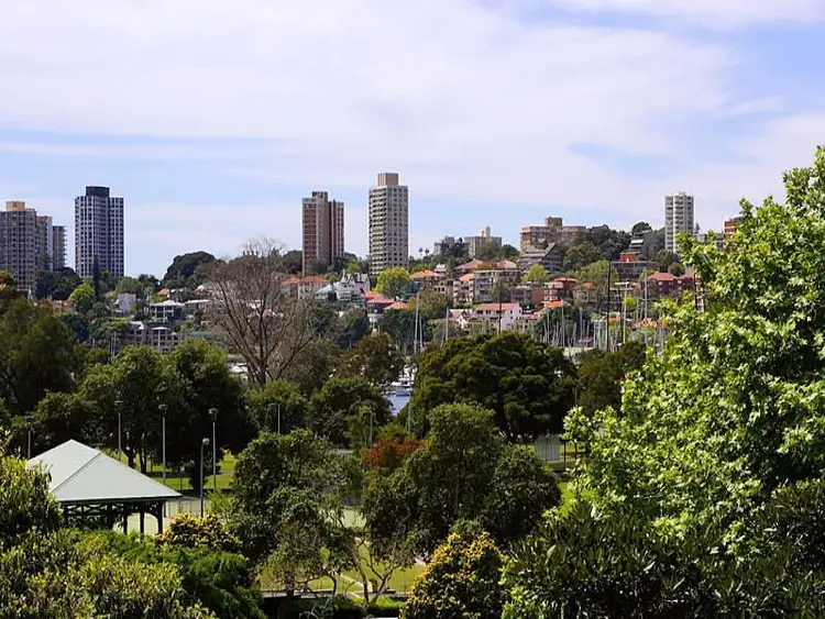 Second view of Homely apartment listing, 47/50 Roslyn Gardens, Elizabeth Bay NSW 2011