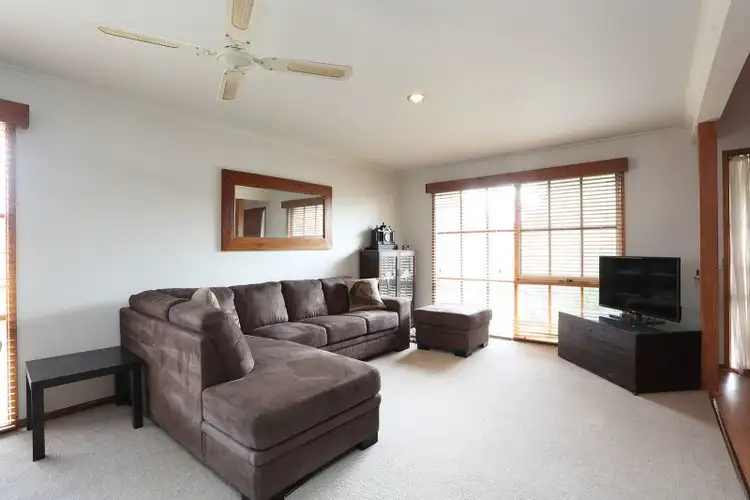 Sixth view of Homely house listing, 5 Parkes Way, Hampton Park VIC 3976