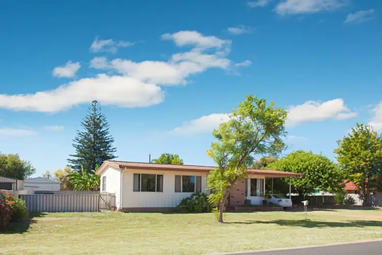 13 Peake Street, West Busselton WA 6280