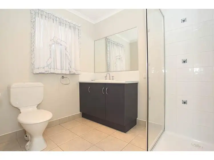 Fifth view of Homely house listing, 31 Chardonnay Drive, Skye VIC 3977