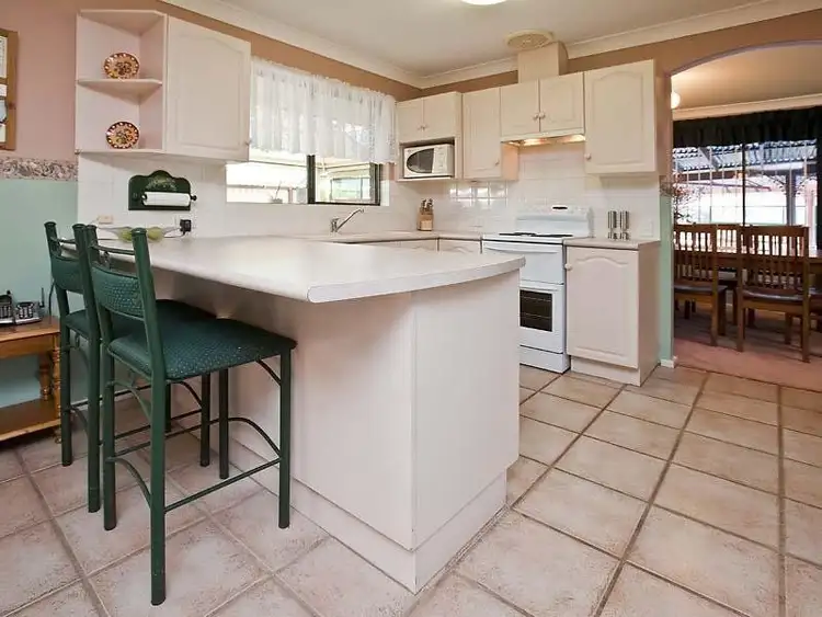 Sixth view of Homely house listing, 2 Oakajee Court, Gosnells WA 6110