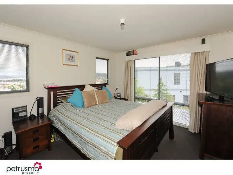 Sixth view of Homely unit listing, 2/1 Owen Court, Lindisfarne TAS 7015