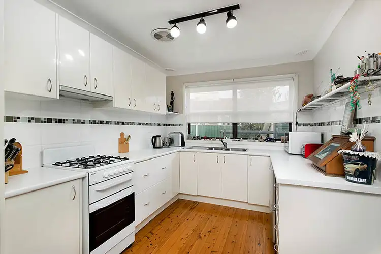 Second view of Homely house listing, 8 Camelot Place, Oak Flats NSW 2529