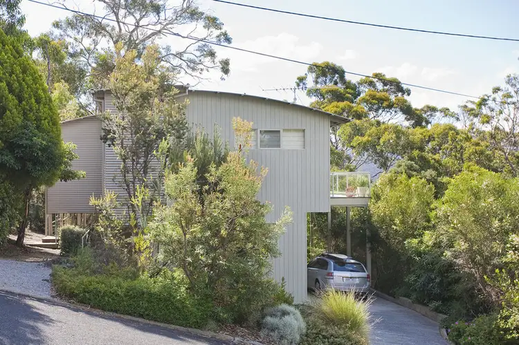12 Wallace Street, Lorne VIC 3232